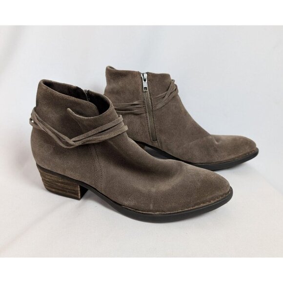Born 11 M Suede Leather Ankle Booties Heeled Ankle Boots Stappy Western Boho - Picture 1 of 13